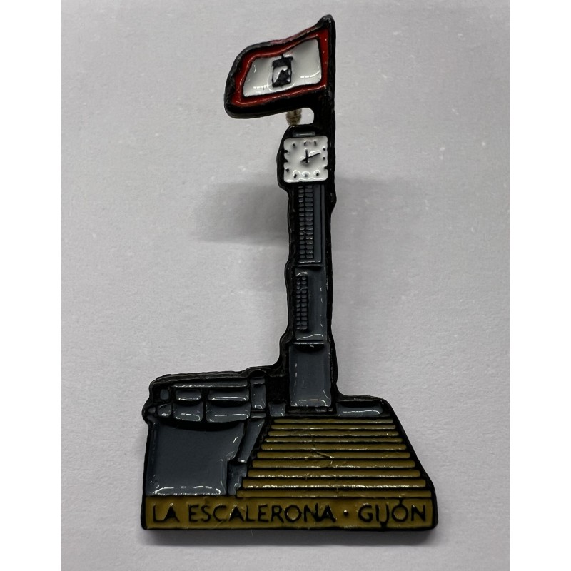 EL PIN DE LA ESCALERONA - GIJON